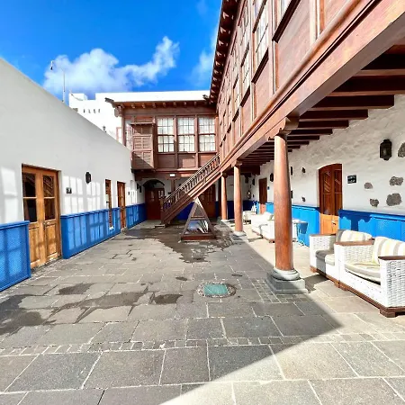Апартаменты Family, Breakfast Included, Freewifi, Jacuzzi And Pool In Yaiza